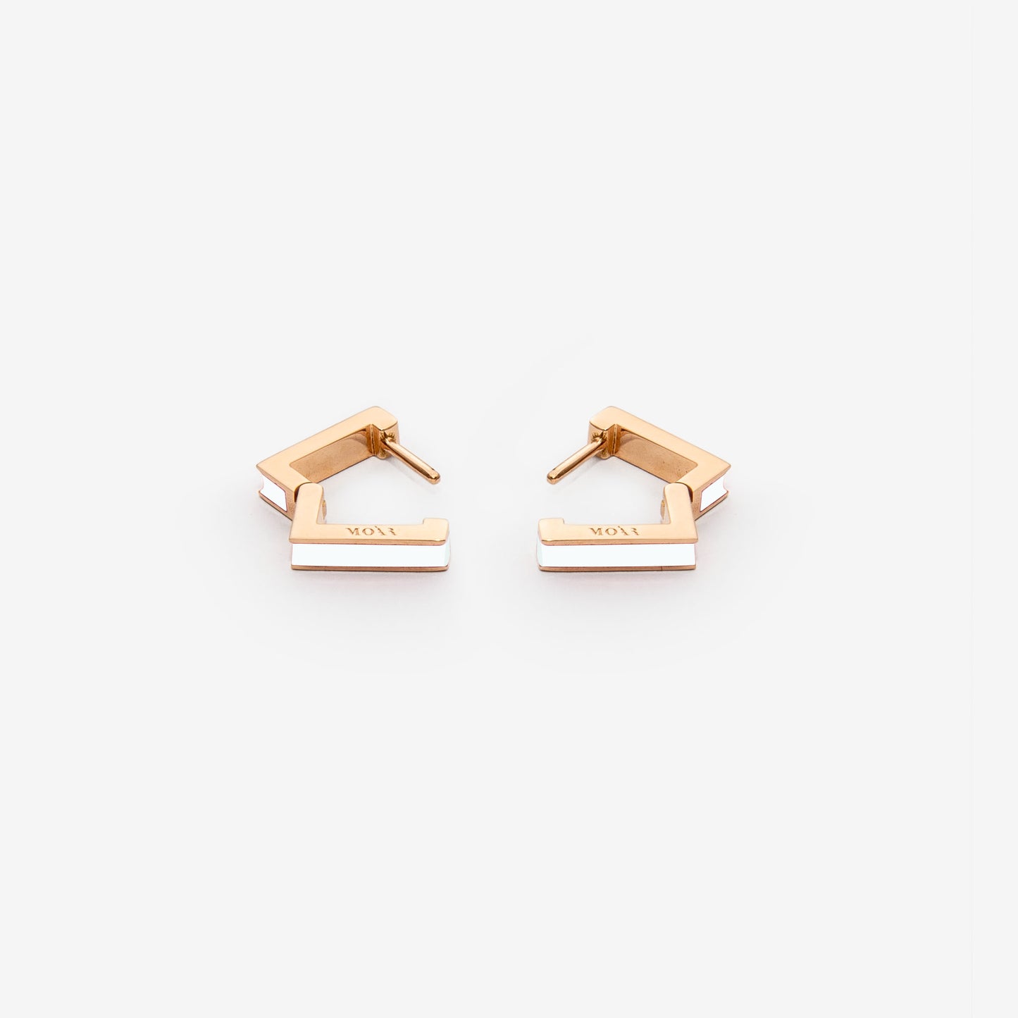 Белые серьги Square