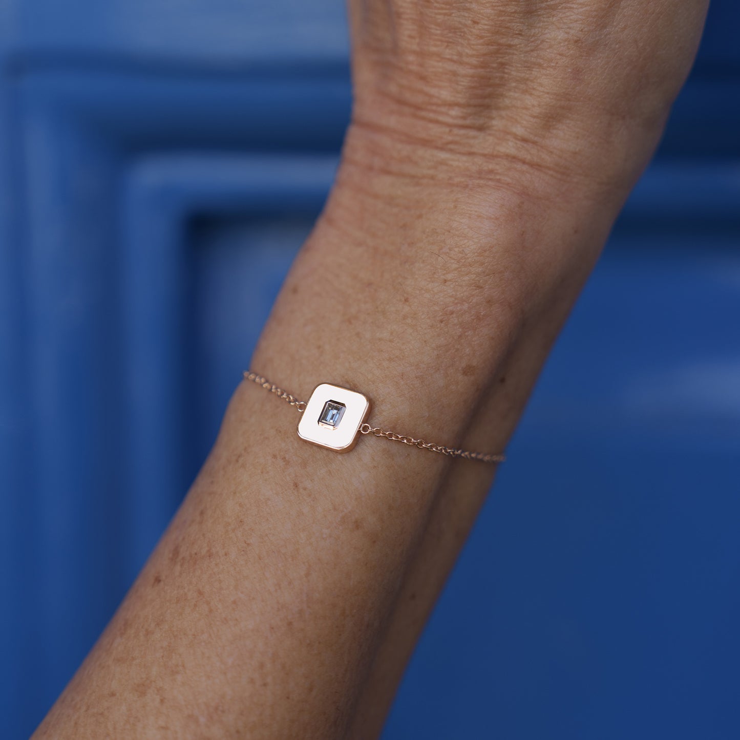 WHITE BRACELET - FLAT