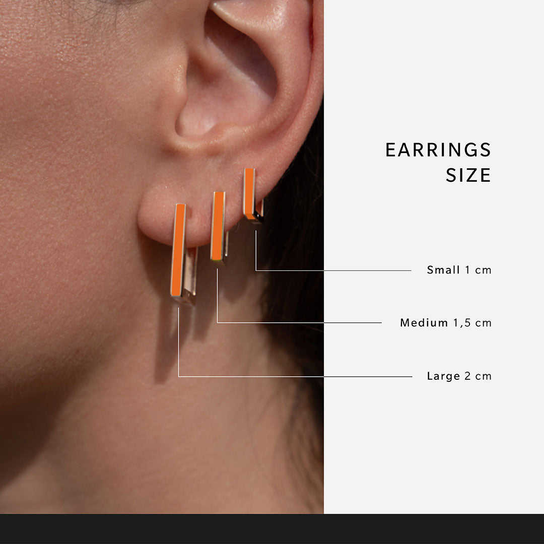 SINGLE ORANGE EARRING - SQUARE