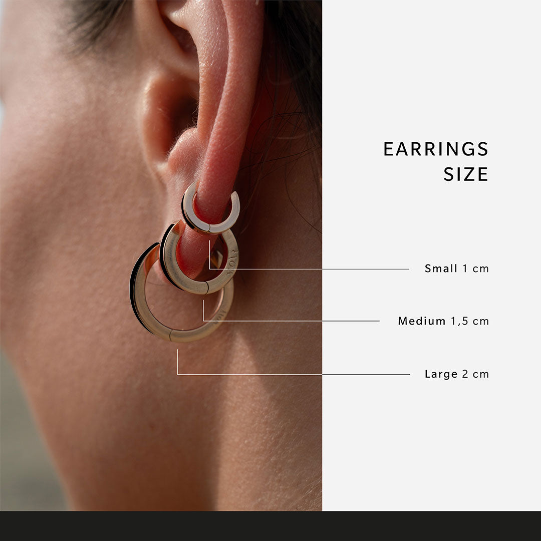 SINGLE BLACK EARRING - INSIDE THE COLOR