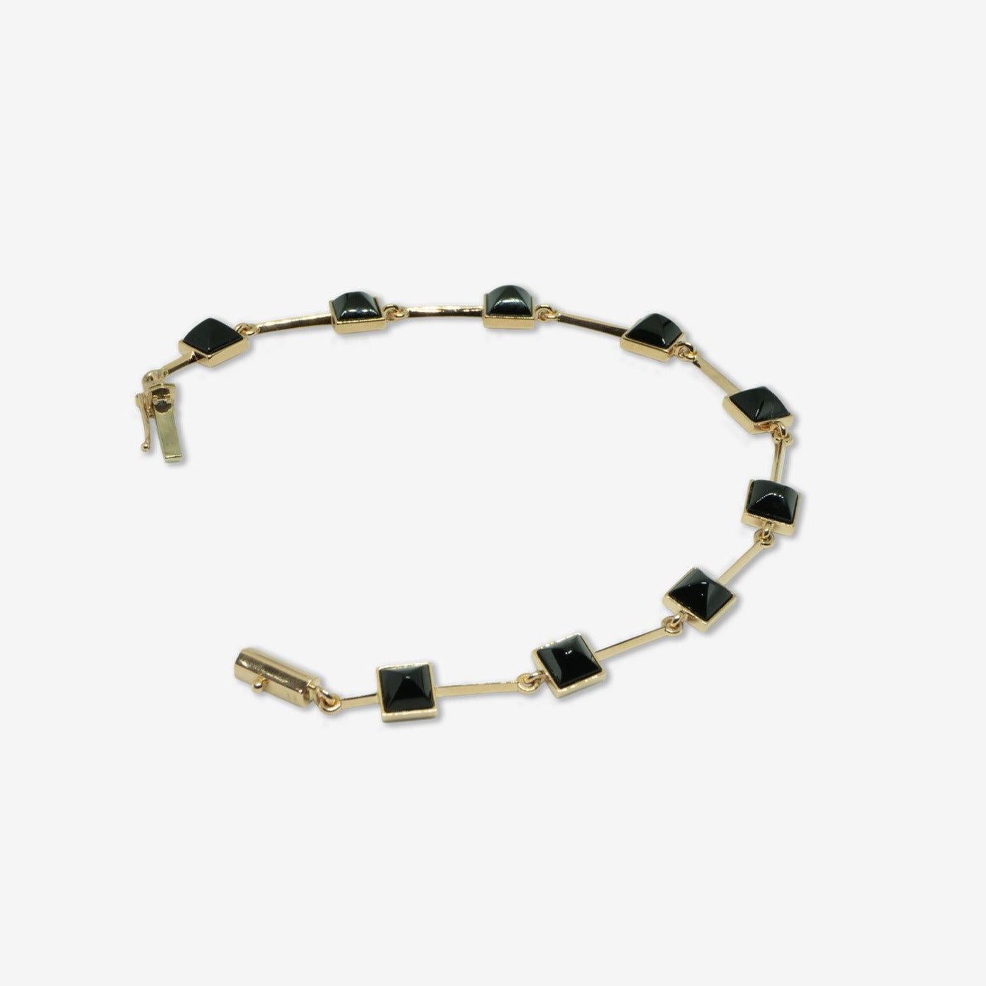 Bracciale in oro con onici naturali