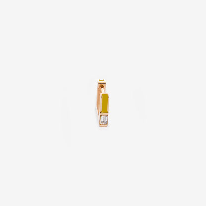 Square mustard earring with diamond