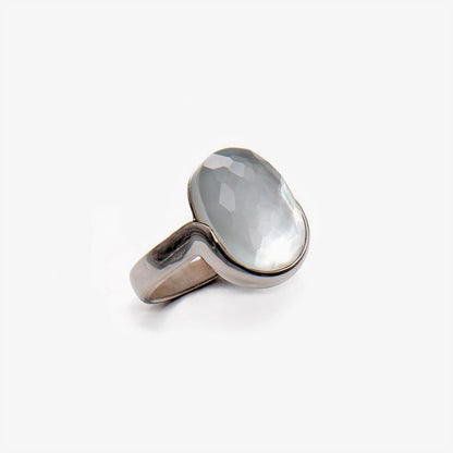 White mother-of-pearl and rock crystal