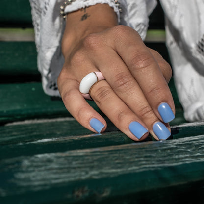 ANELLO CON AGATA BIANCA E SMALTO ROSA