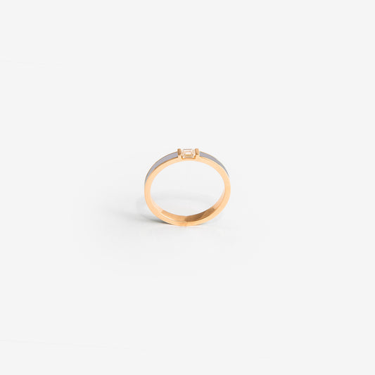 кольцо розовое золото эмаль холодный серый и бриллиант