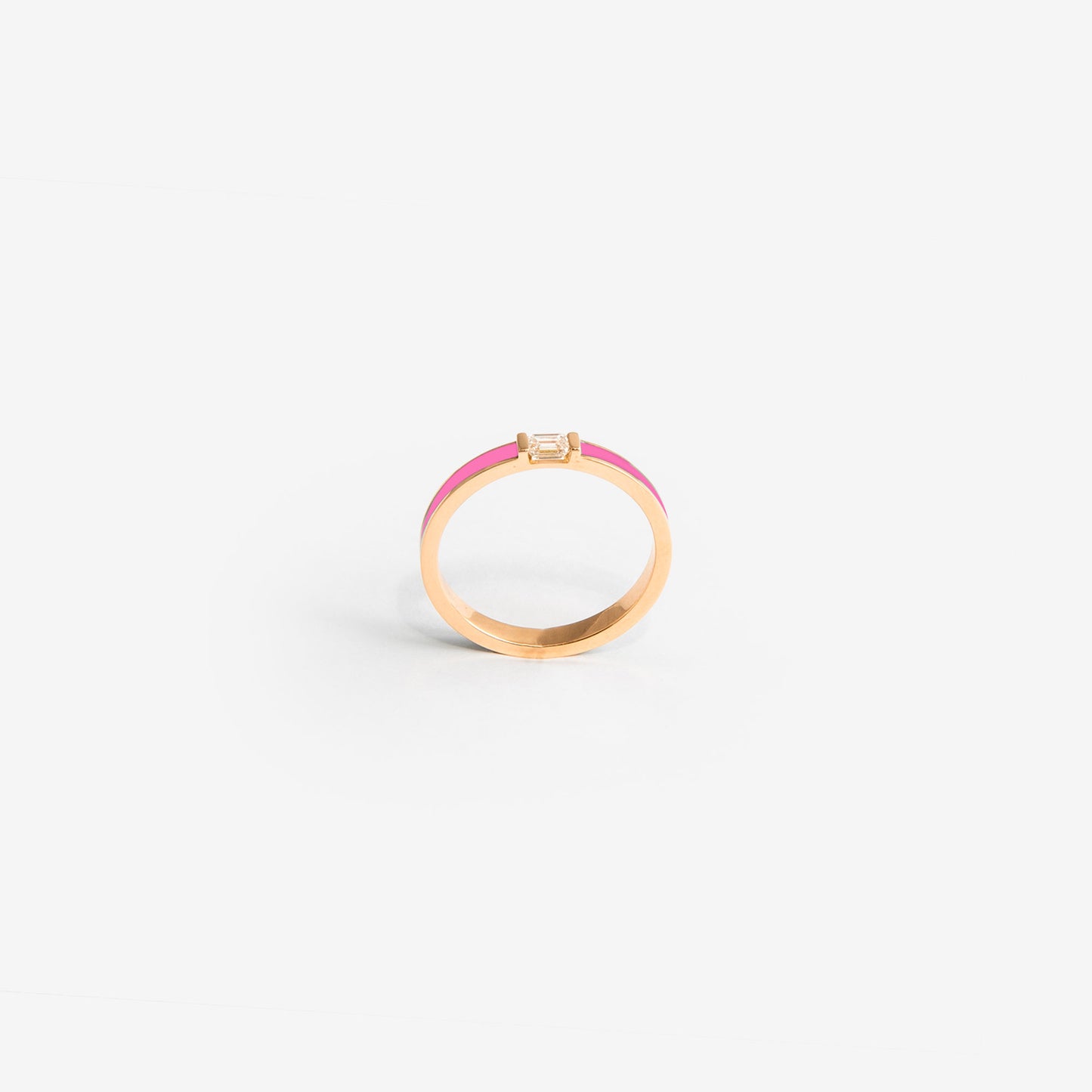 Кольцо из розового золота с неоново-розовой эмалью и бриллиантом 