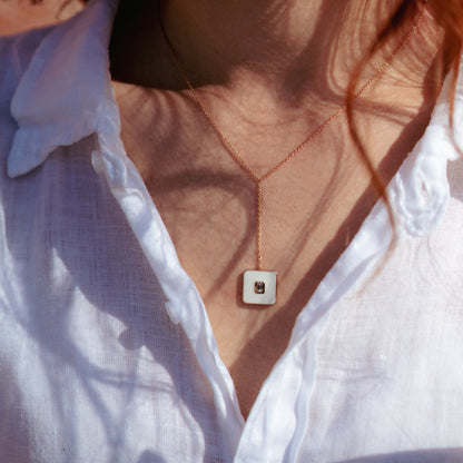 Collana quadrata con diamante