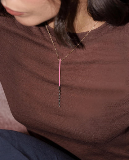 COLLANA IN ORO CON DIAMANTI E SMALTO