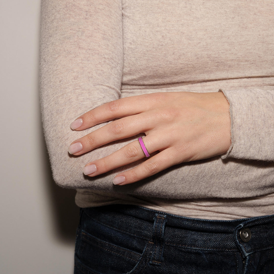 VERETTA IN ORO ROSA E SMALTO ROSA CHIARO