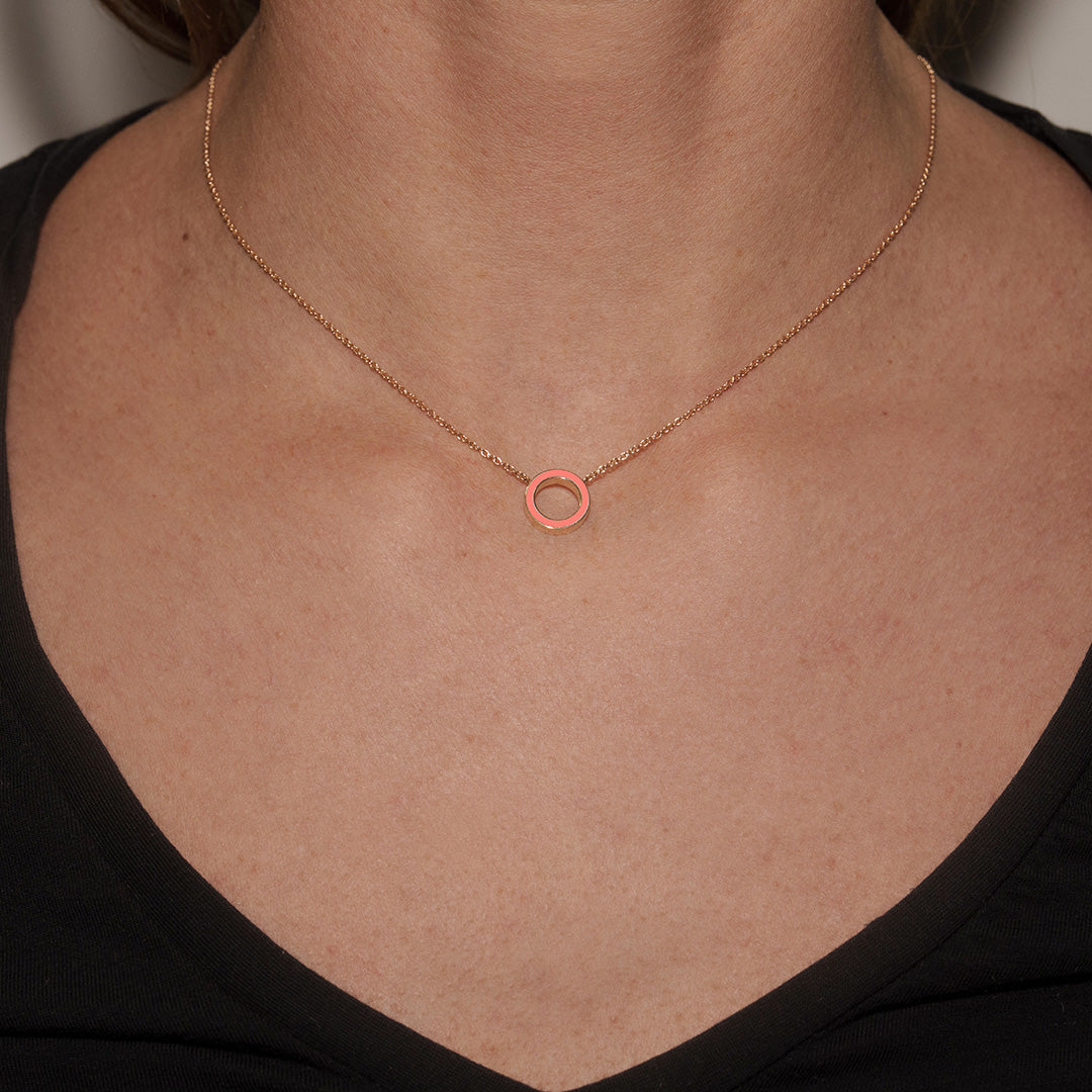 SALMON PINK NECKLACE - INSIDE THE COLOR