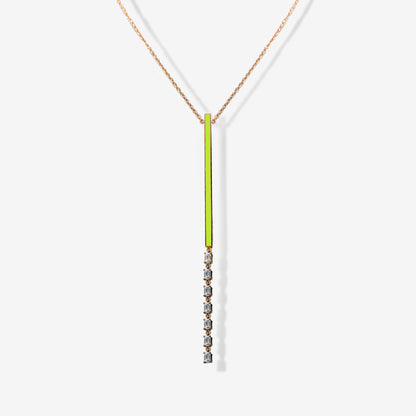 Collana in oro con diamanti e smalto